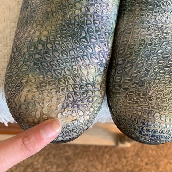 Sanita Reptile Embossed Leather Slip-On Clogs Gator Women’s Size 8 - Picture 10 of 14